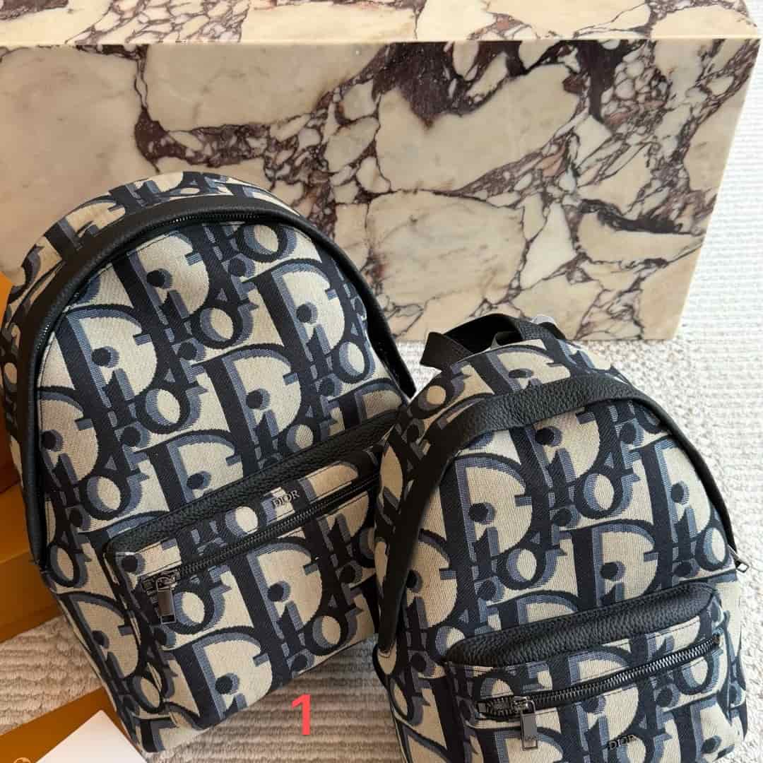 BB690 DIor  Bag