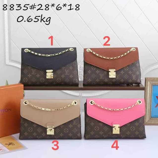 BB743 LV bag  fake leather cheaper
