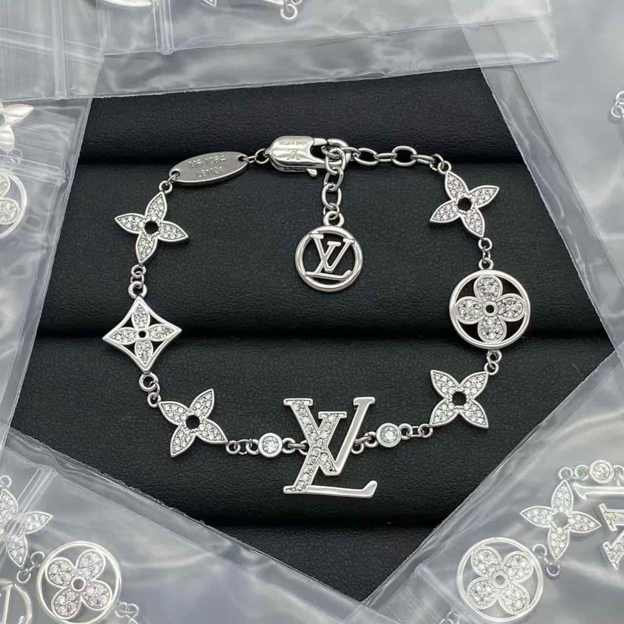 JR035 LV Bracelet original quality