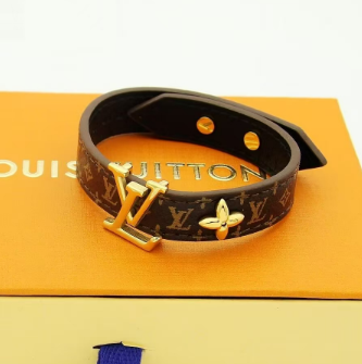 JR312 LV bracelet original quality