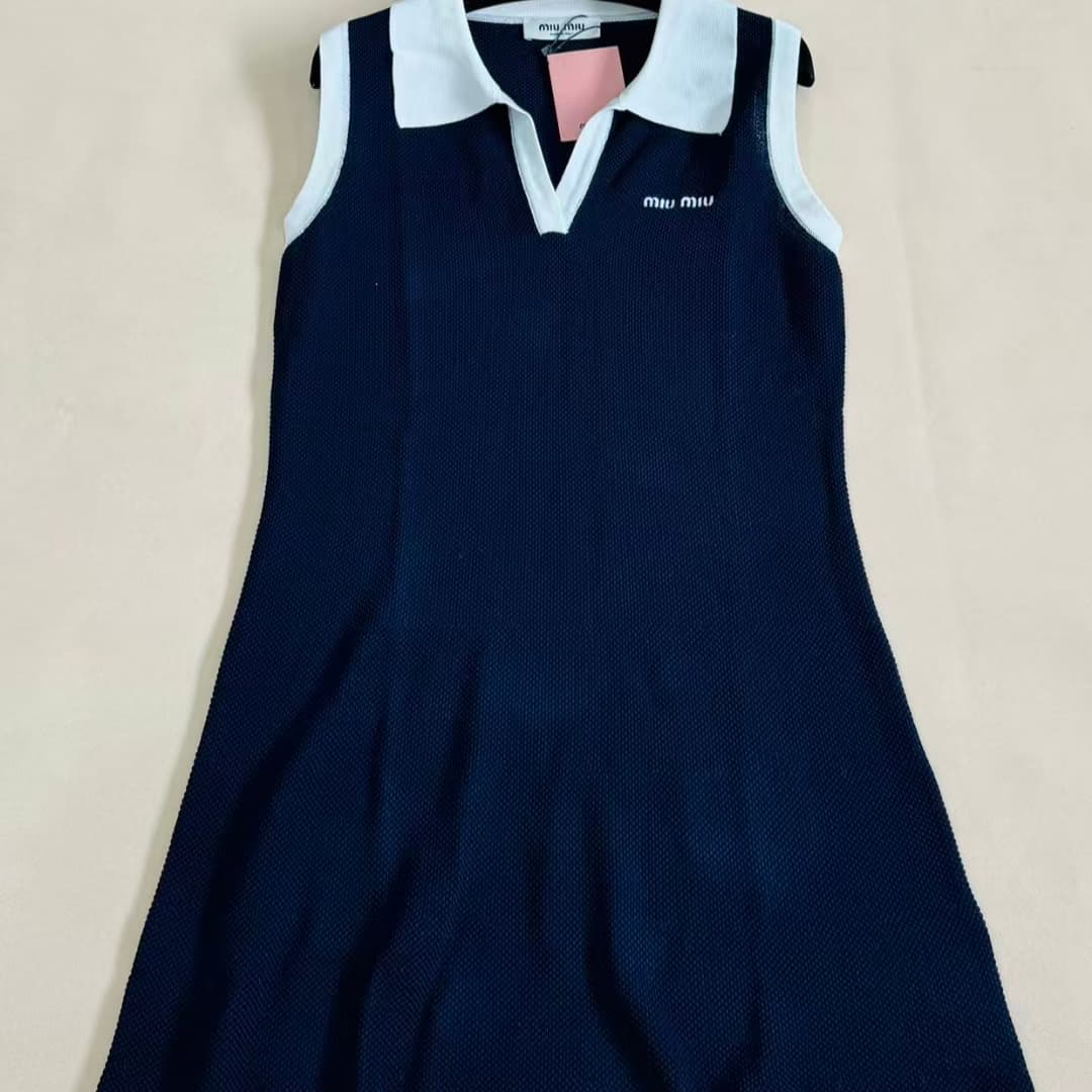 CL049 MIUMIU  knitted sweater