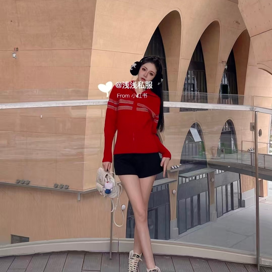 CL059 CHANEL  knitted sweater