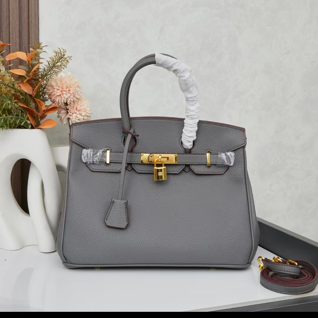BB526    HERMES hand  bag 30*25*20cm