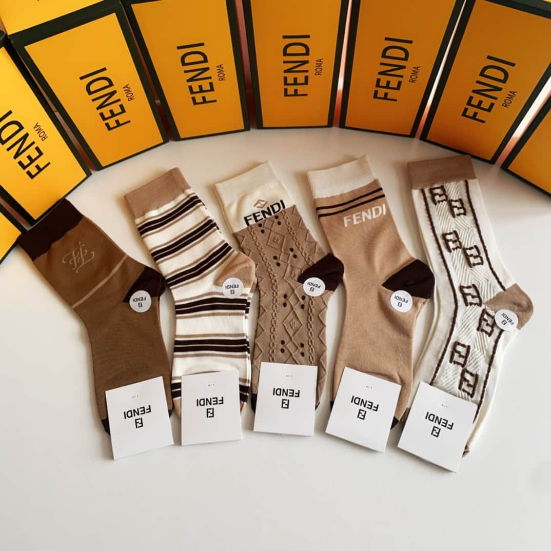 BB007 Fendi   LFashion Designer Socks Gift Box