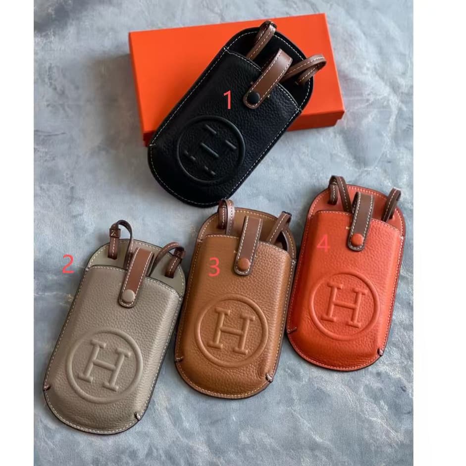 BB630  Hermes phone bag