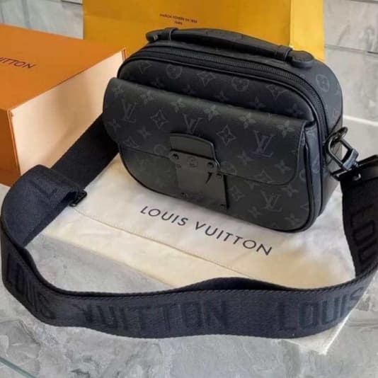 BB389 LV   Bag