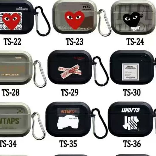 AP369  Nike Earphone Case with Carabiner