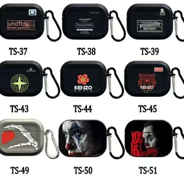 AP370  Nike Earphone Case with Carabiner