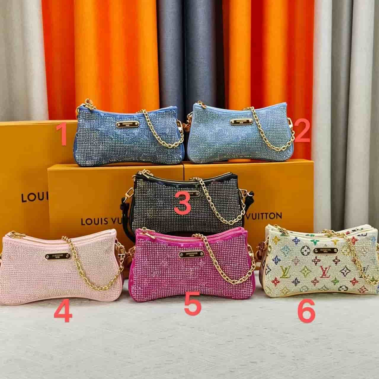 BB820 LV  Hearts  Bag