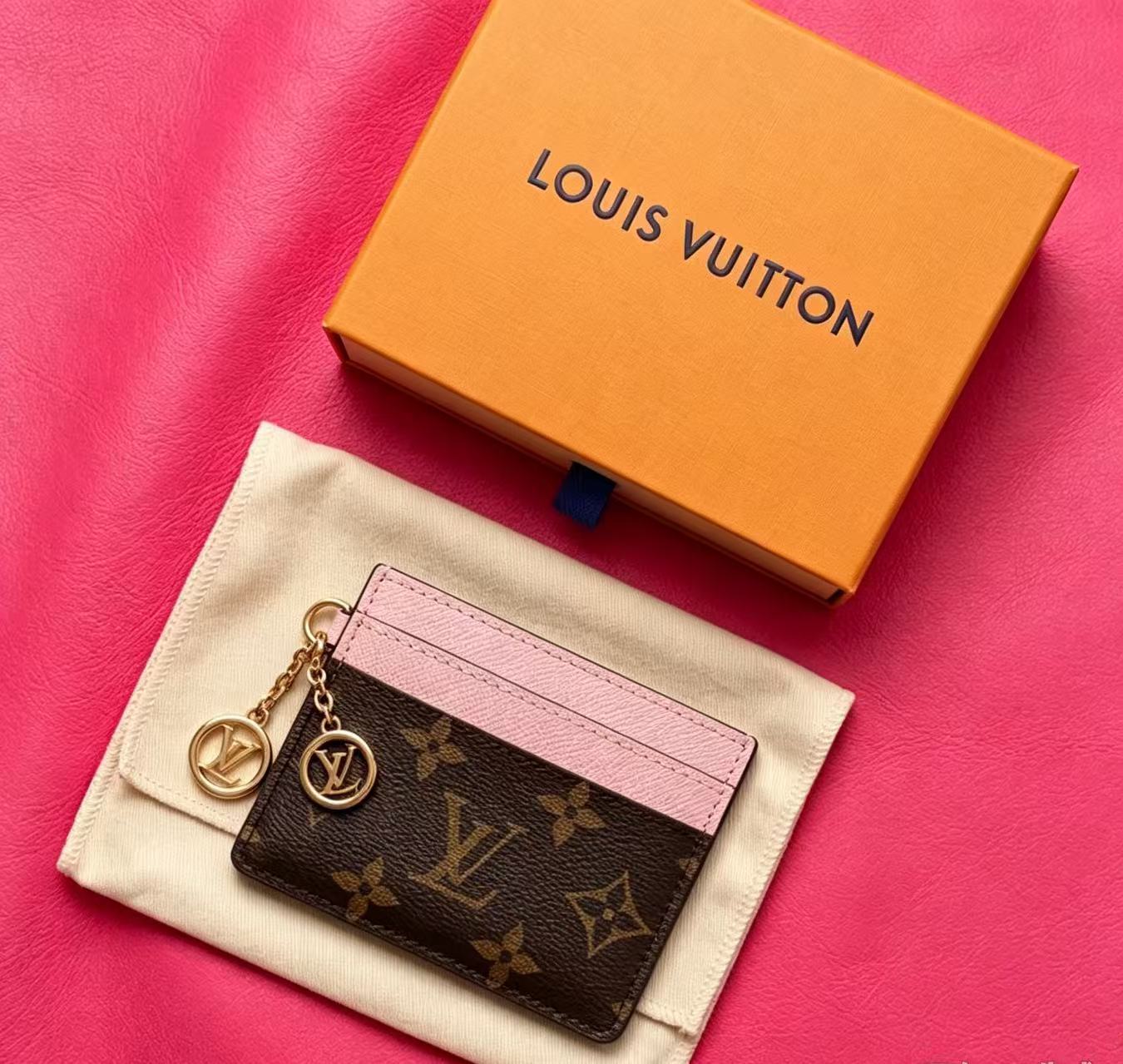 BB822  LV  LV card holder real leather with box good quality